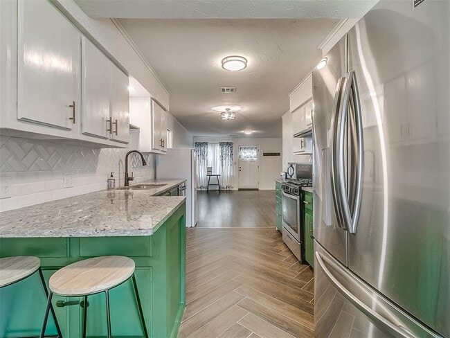 Building Photo - 621 N 16th St