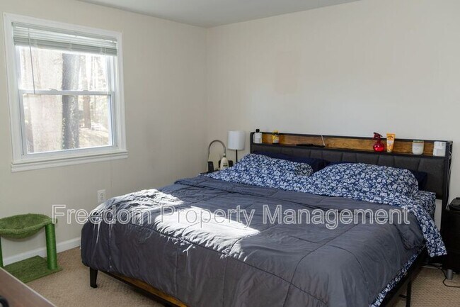 Building Photo - 5317 Macwood Dr