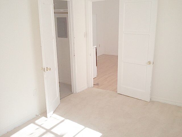 Building Photo - 203 N 13th St