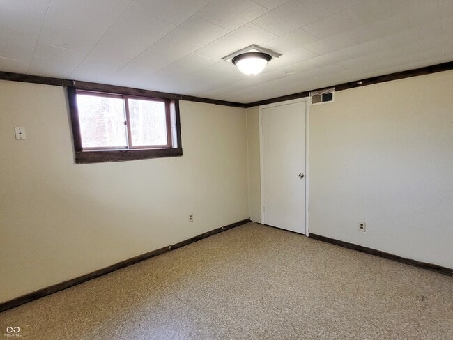 Building Photo - 1130 Tuck a Way Ridge Dr