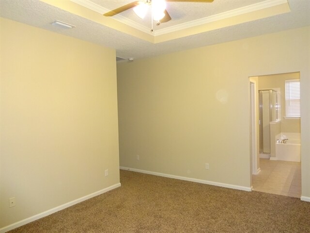 Building Photo - 500 Glendale Ln
