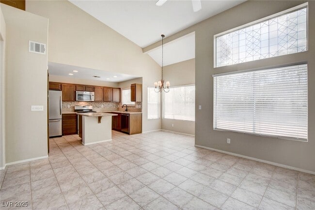 Building Photo - 9037 Trumpet Ct