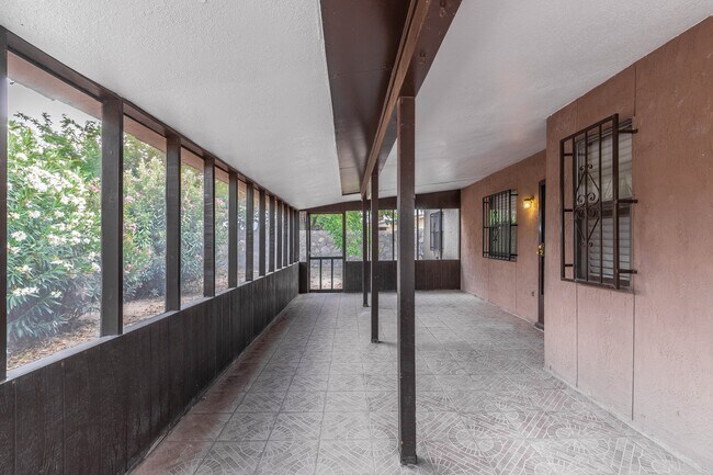 Building Photo - Lovely 4 bedroom in West Side El Paso!!