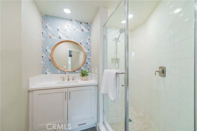 Building Photo - 111 Bosque