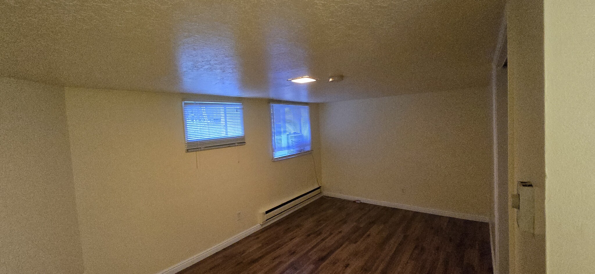Building Photo - 1057 S 900 E