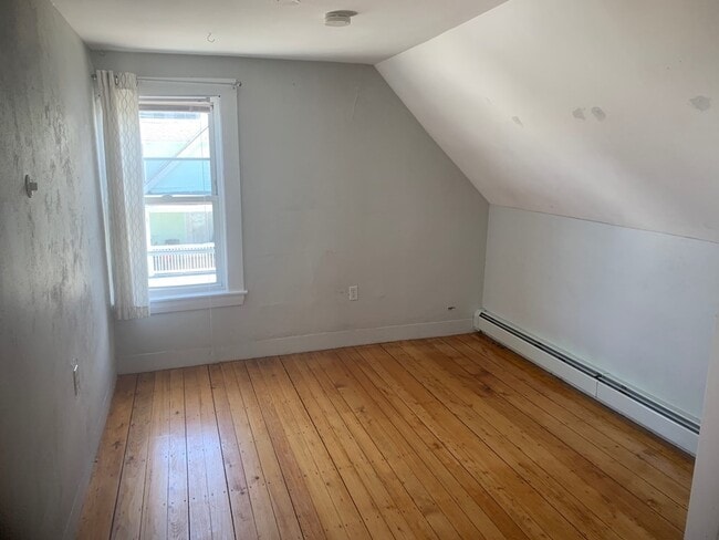 Building Photo - 23-25-25 Cohasset St