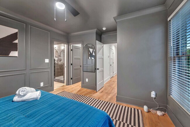 Building Photo - 1701 Portland Ave