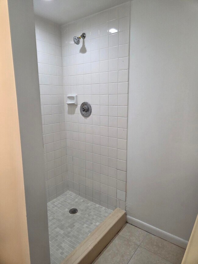 Building Photo - 253 Charter Way