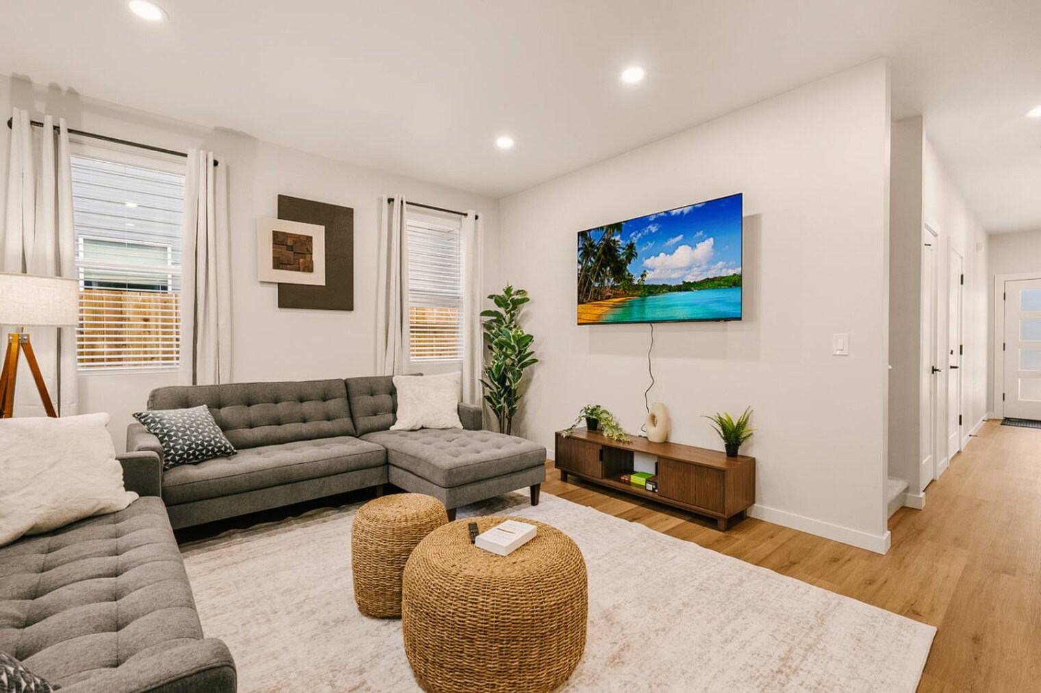 Building Photo - 3202 NW Division St