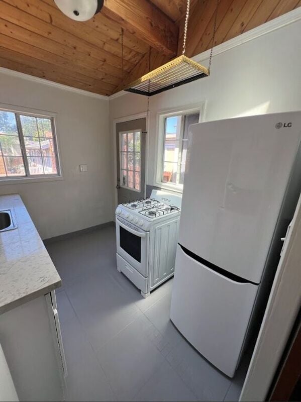 Building Photo - 4212 J St