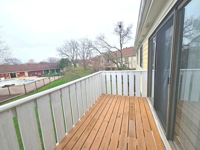 Building Photo - 573 Greystone Ln