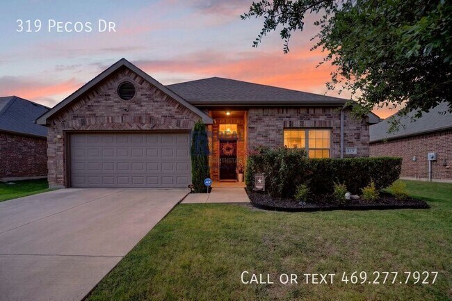 Building Photo - 319 Pecos Dr