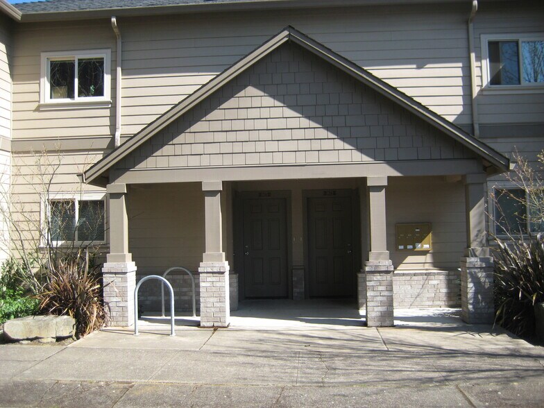 Building Photo - 1677 NW Jackson Ave