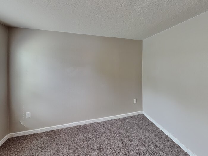 Building Photo - 837 Rivers Crossing St