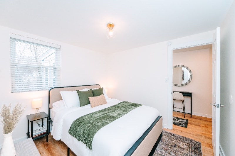 Building Photo - 5 Cemetery St