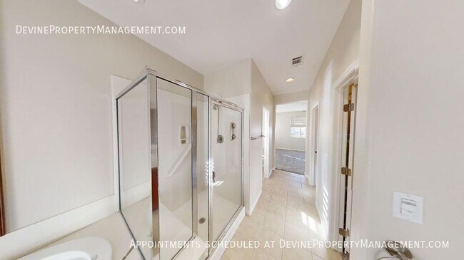 Building Photo - 381 Mesa Verde Park