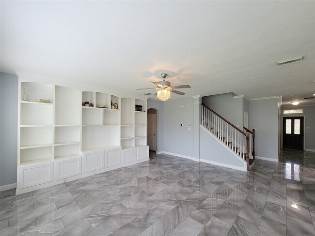 Building Photo - 7506 Boxwood Ridge Ln