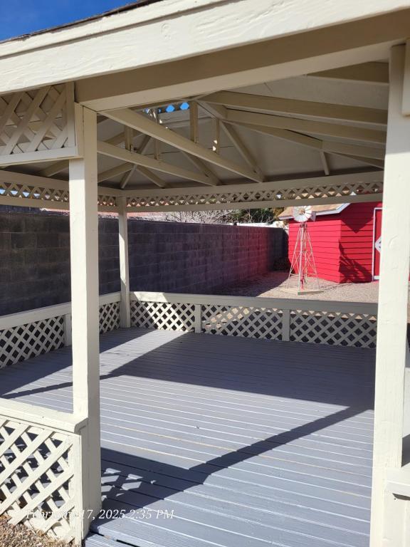 Building Photo - 969 Shadow Crest Cir