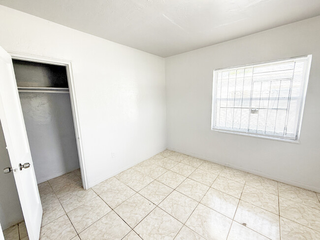 Building Photo - 531 NW 110th St