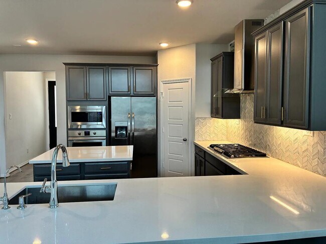 Building Photo - 4135 Chloe Ridge Ln