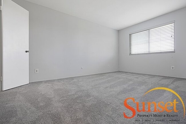 Building Photo - 3055 Cowley Way