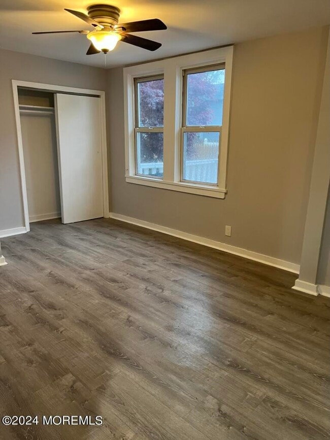 Building Photo - 615 2nd Ave