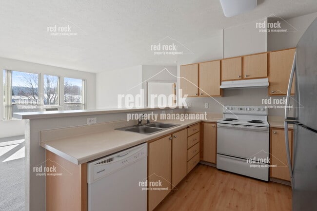 Building Photo - 22855 E Country Vista Dr