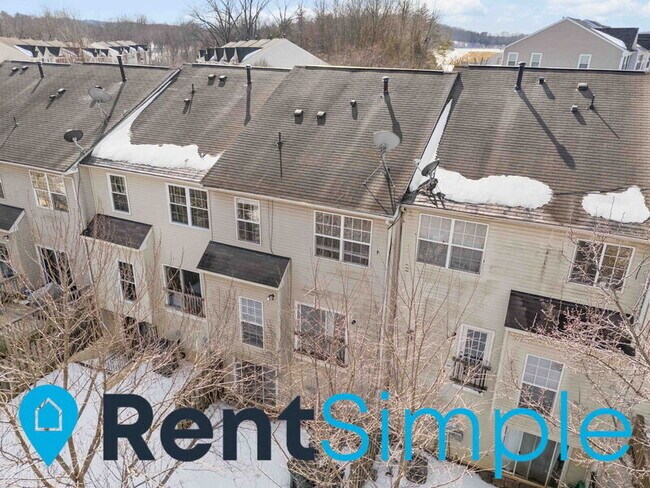 Building Photo - 983 Longview Ln