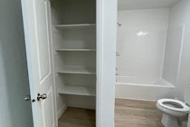 Building Photo - Stunning 3-Bedroom Home in St. George – $2,650/month (Beautiful Views!)