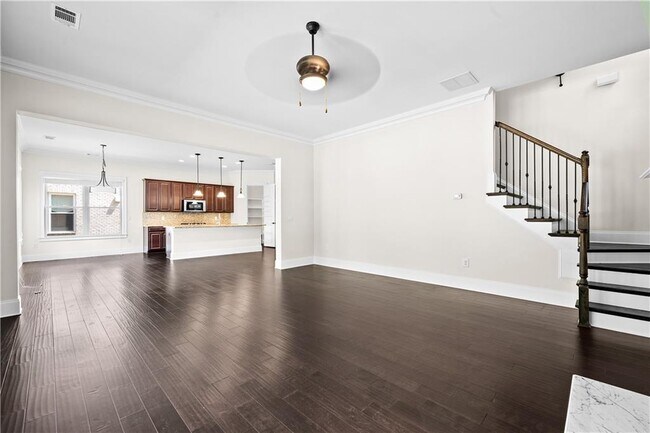 Building Photo - 3619 Strath Dr