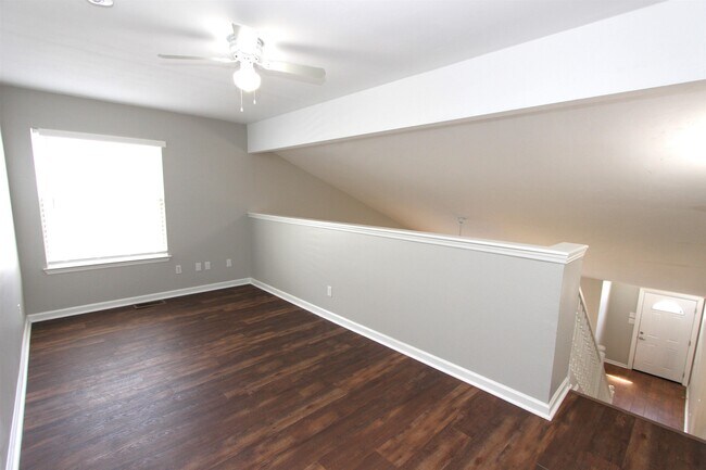 Building Photo - 2534 Golden Park Ln