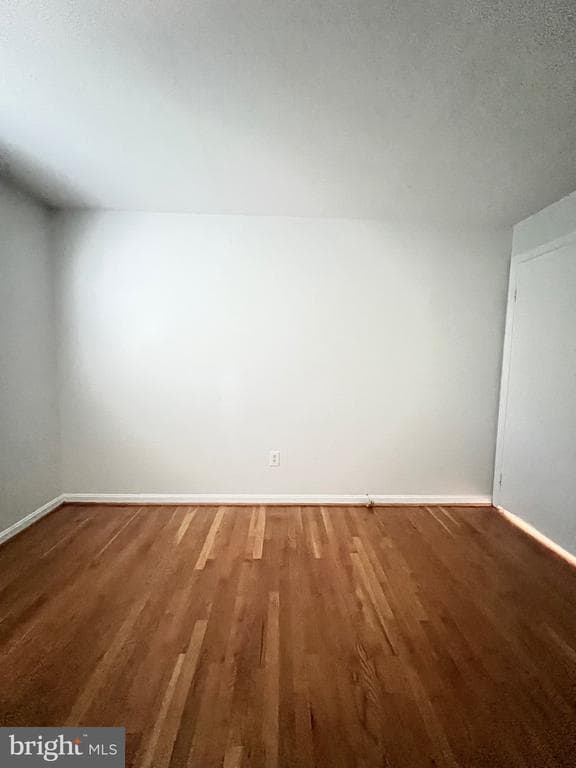 Building Photo - 1556 Bruton Ct