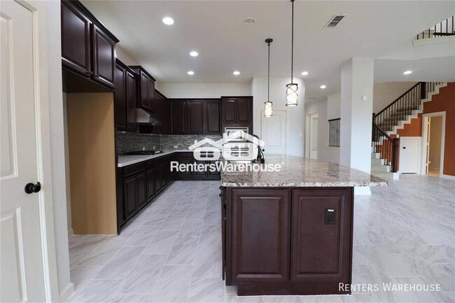 Building Photo - 2902 Iris Gable Ct