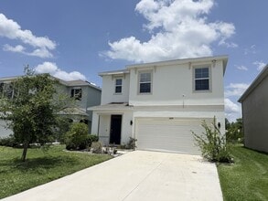 Building Photo - Family-Friendly lifestyle living in this 5Bedroom/3Bath spacious Odessa home!