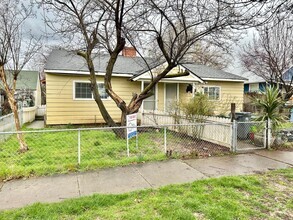 Building Photo - 6803-2t - 20/22 Quince St.