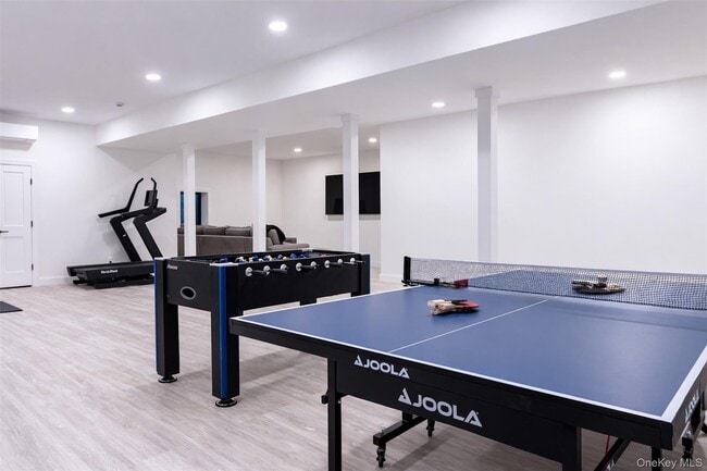 Building Photo - 1745 Stars Rd