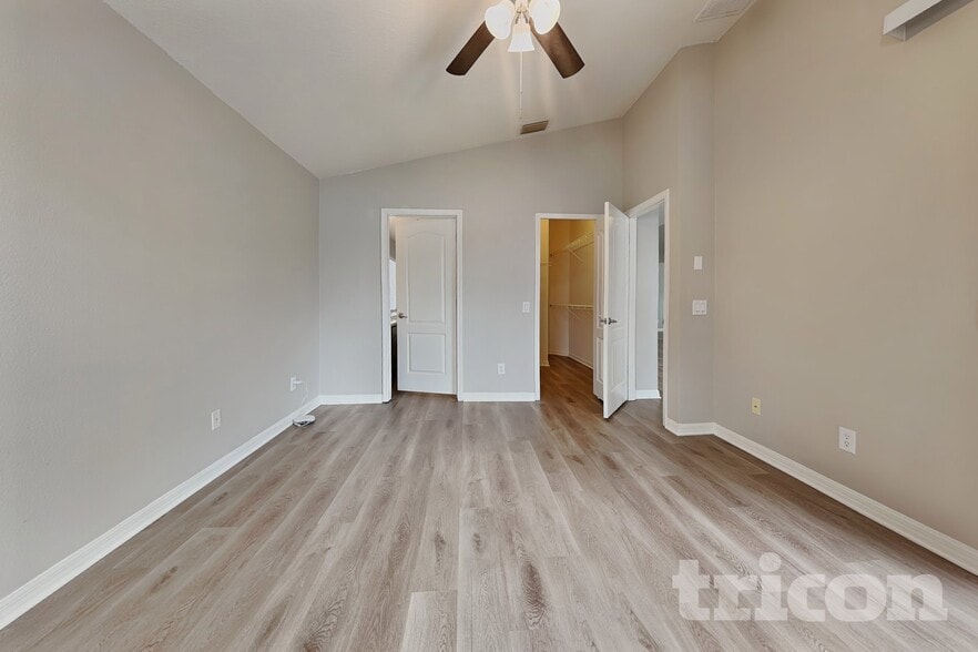 Building Photo - 31333 Heatherstone Dr