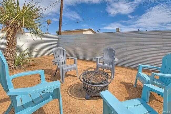 Building Photo - Fully Furnished Home in Joshua Tree