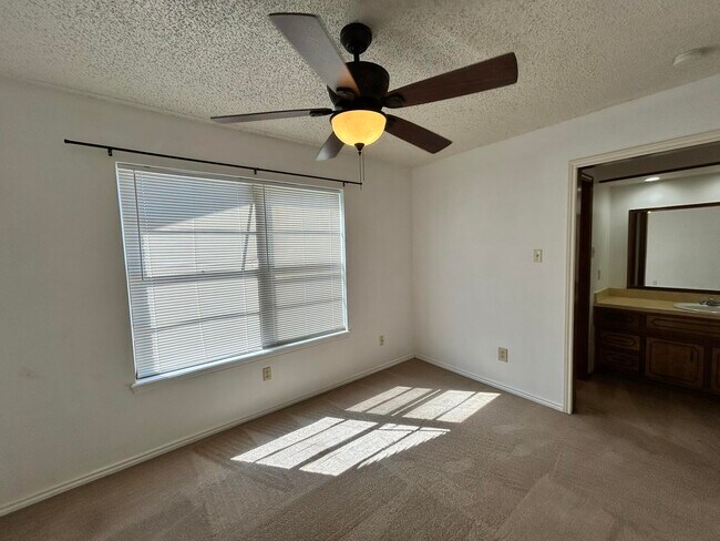 Building Photo - 6109 38th St