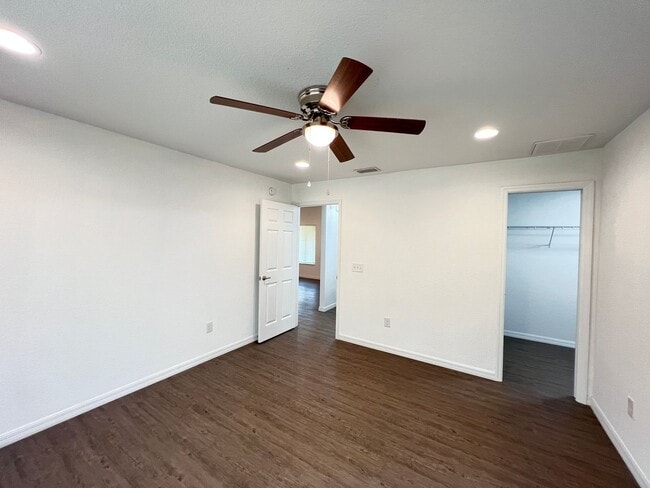 Building Photo - BEAUTIFUL 3 BD/2BA Home in Ocklawaha!!