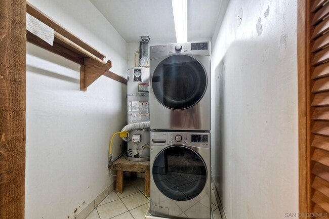 Building Photo - 1729 Lahoud Dr