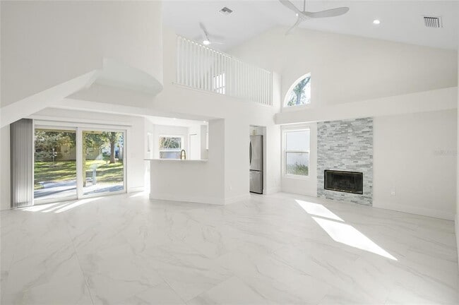 Building Photo - 1801 Laurence Ct