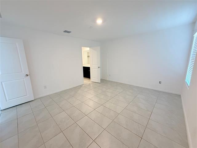 Building Photo - 127 Lemongrass Dr