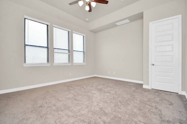 Building Photo - 4710 Austin Landing