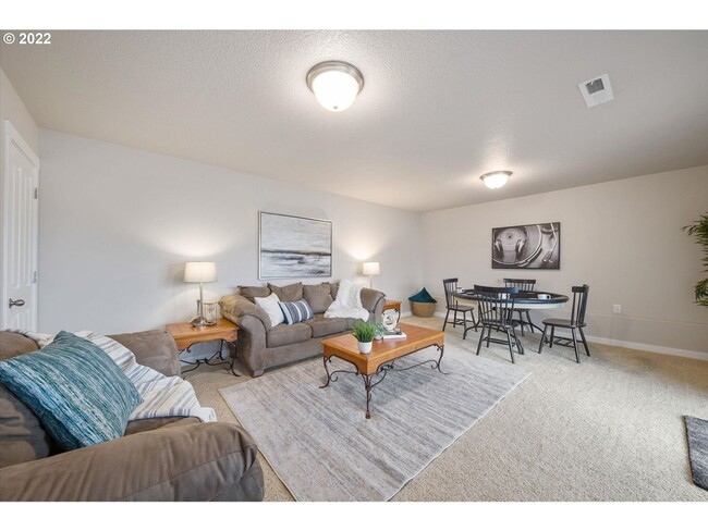 Building Photo - Spacious 3-Bedroom Townhome with Granite Kitchen & Included Landscaping
