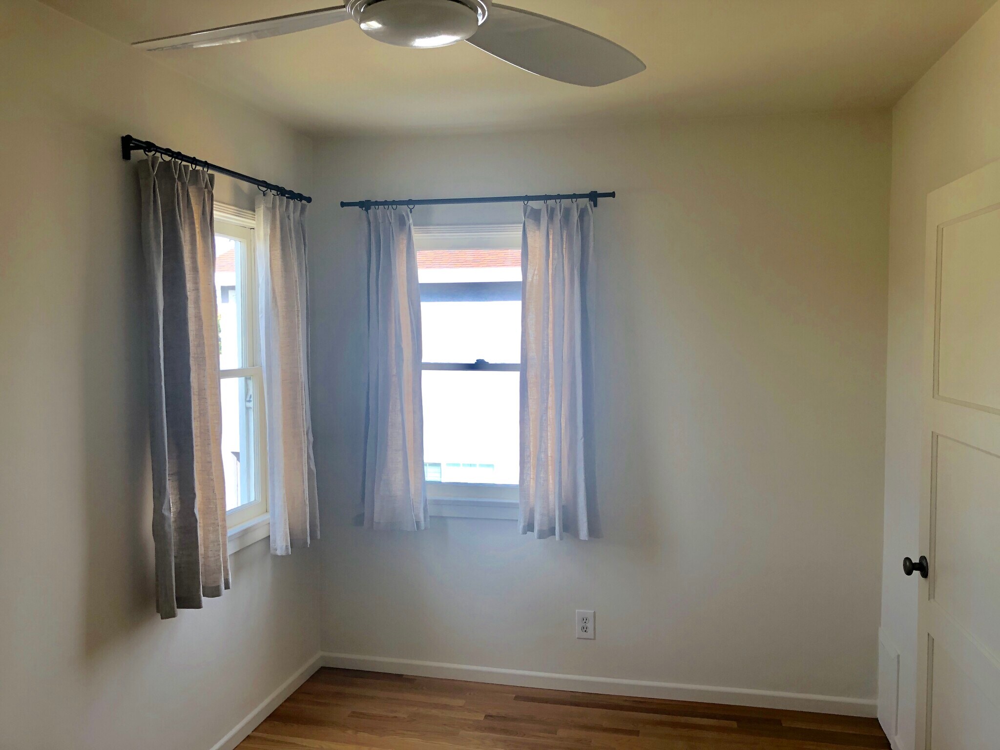Front Bedroom - 2630 S West View St