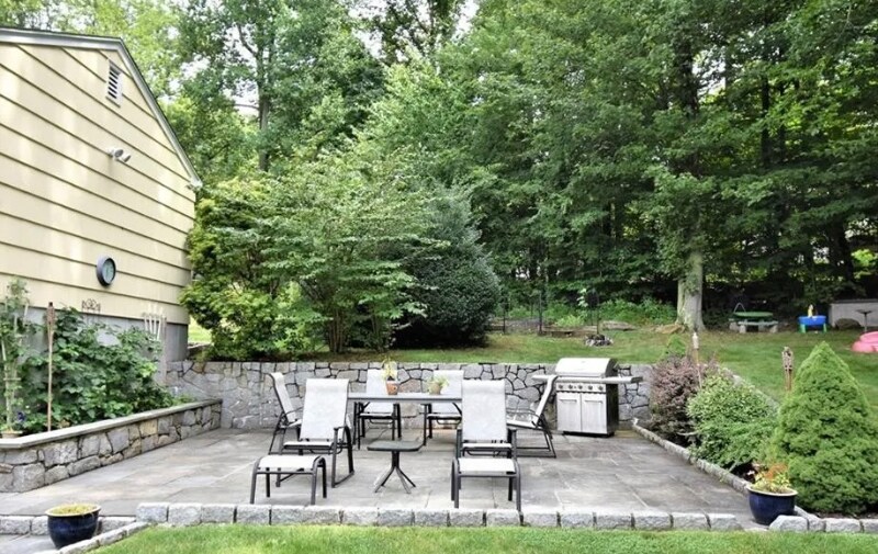 Building Photo - 25 Shelter Rock Rd