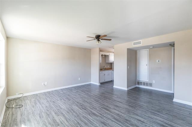 Building Photo - 701 S Marsh St