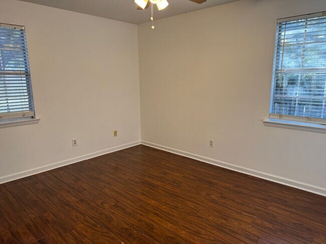 Building Photo - Pleasant 3 Bedroom Home for Rent!