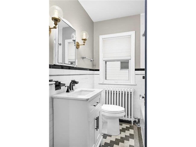 Building Photo - 4304 Beard Ave S